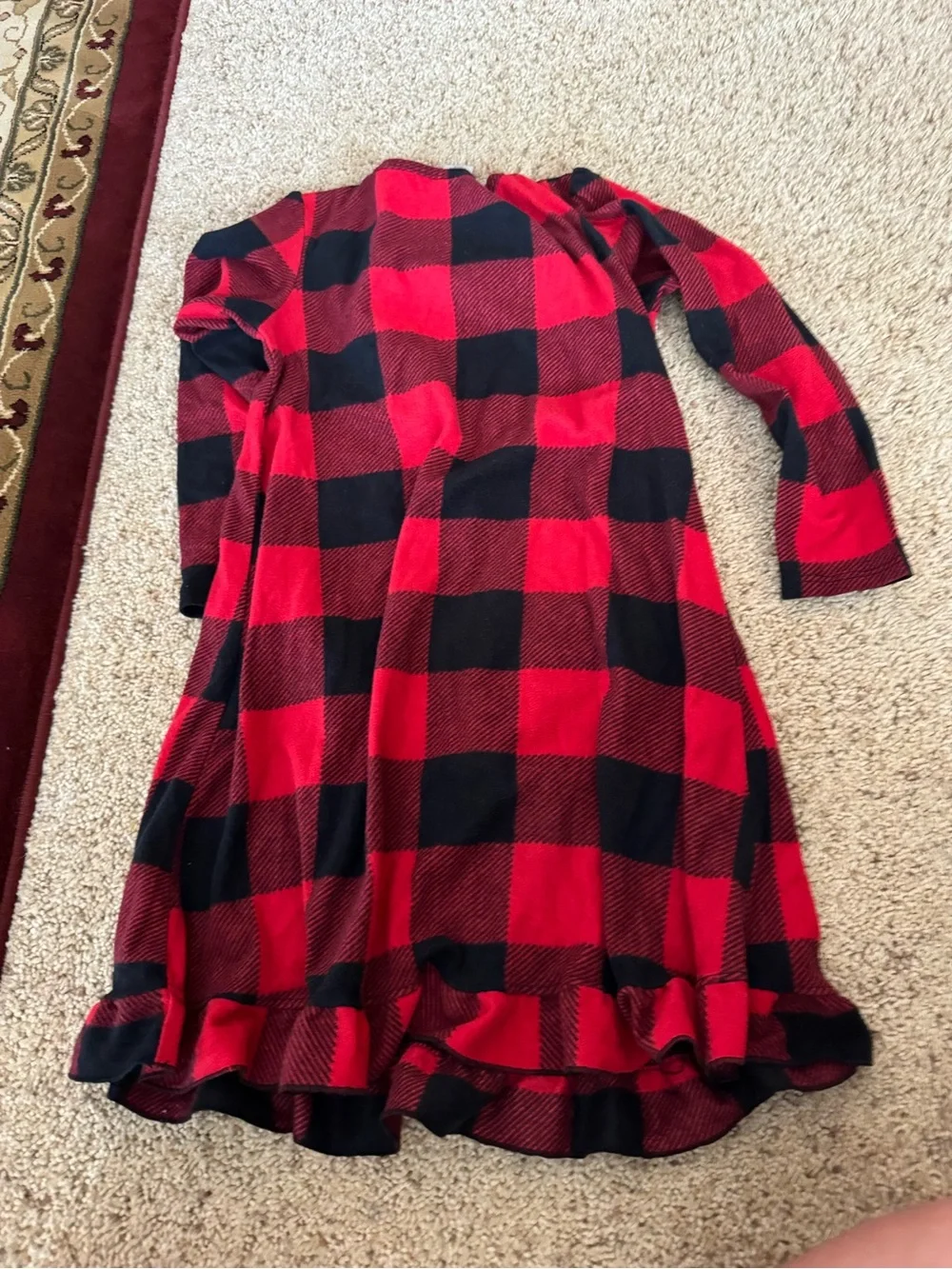Girls red & black checkered night gown ❤️🖤